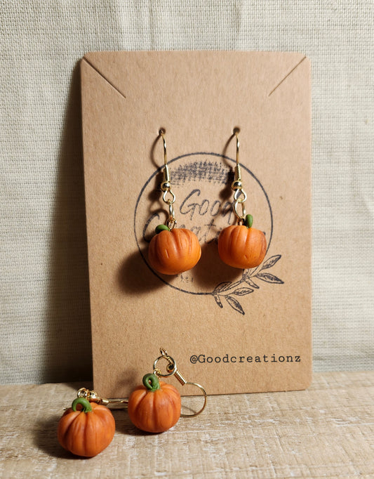 Pumpkin Earrings 3D